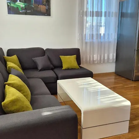 Apartment Maxilux