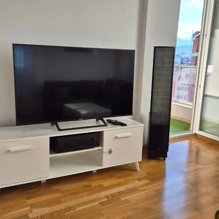 Maxilux * Skopje