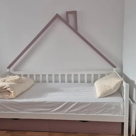 Maxilux * Skopje