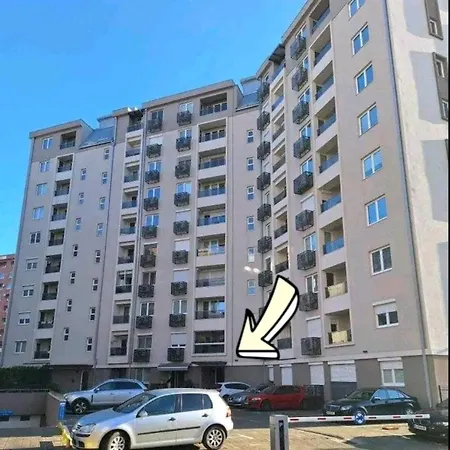 Maxilux Apartment *